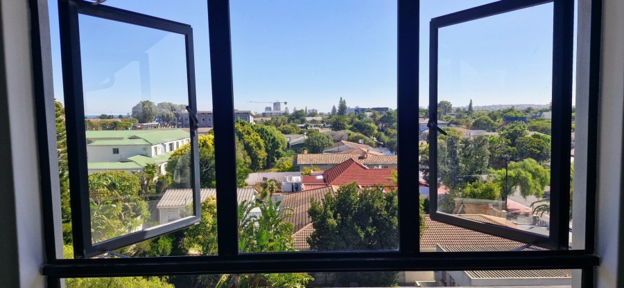 2 Bedroom Property for Sale in Table View Western Cape